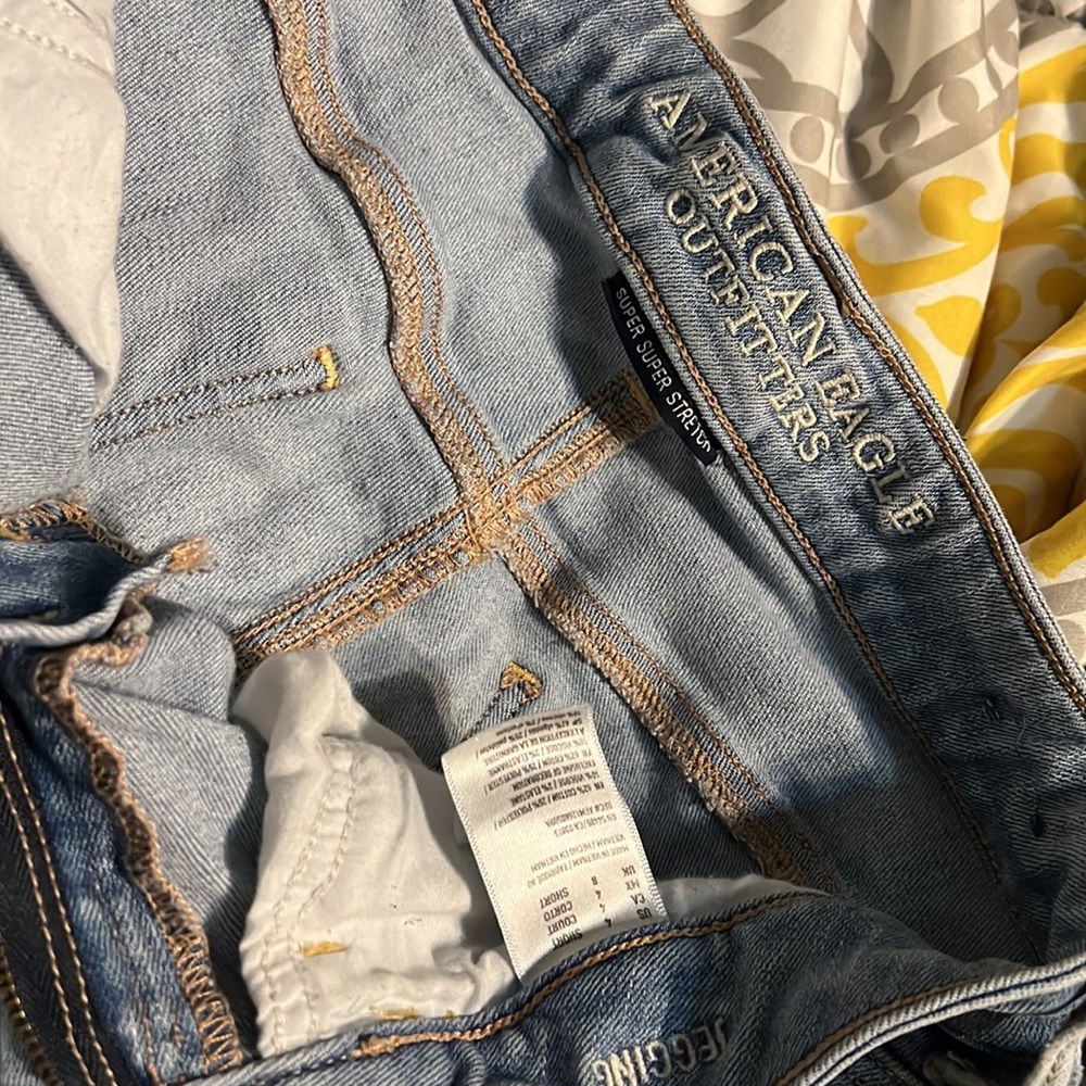 Size 4 American eagle Jegging full length jeans , light wash - Picture 5 of 5